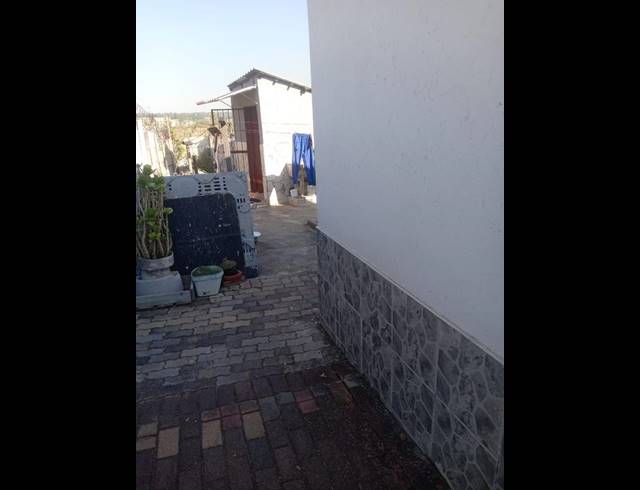 2 BEDROOM HOUSE FOR SALE IN ESSELEN PARK